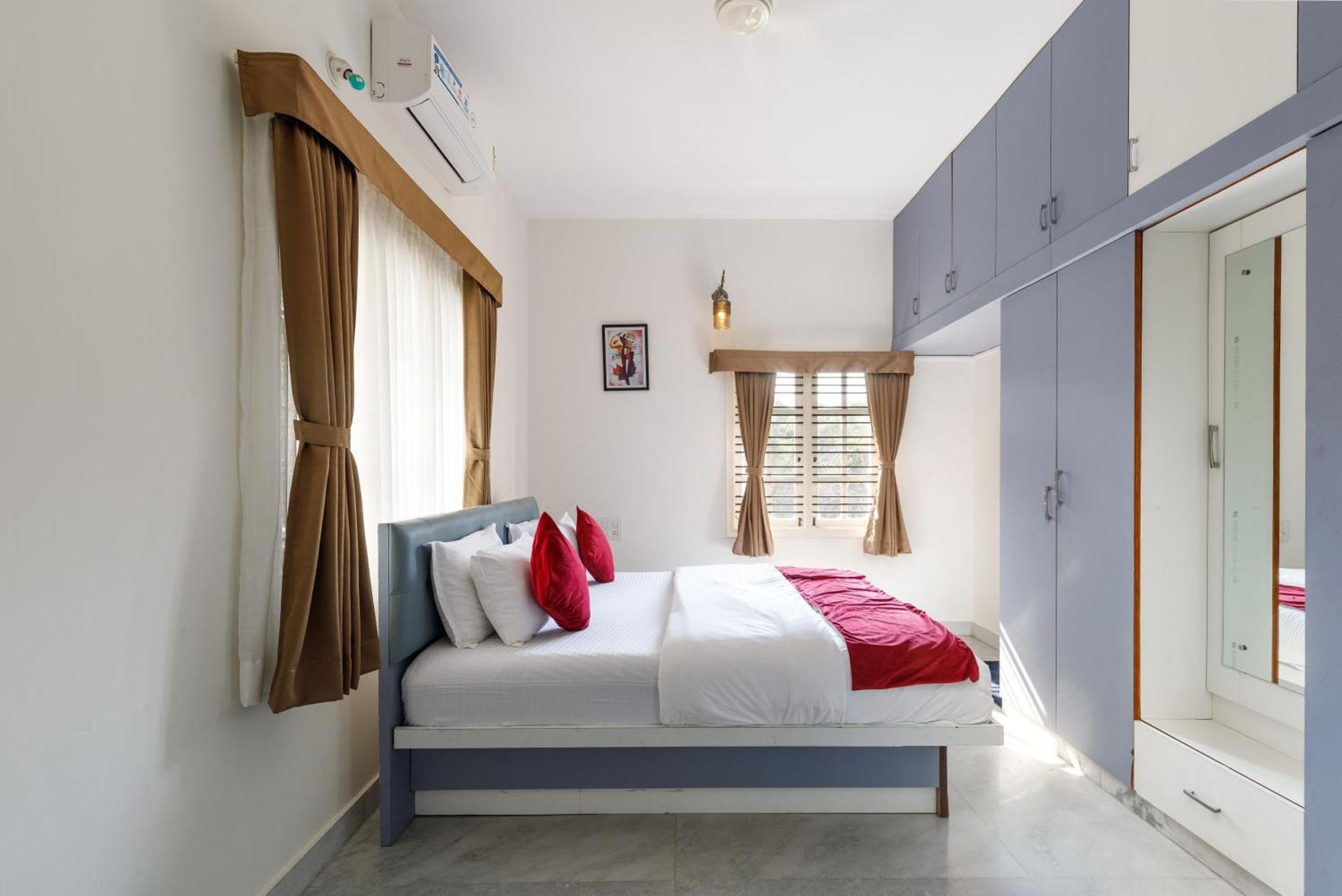 Mistyblue Suites Bangalore Bagian luar foto