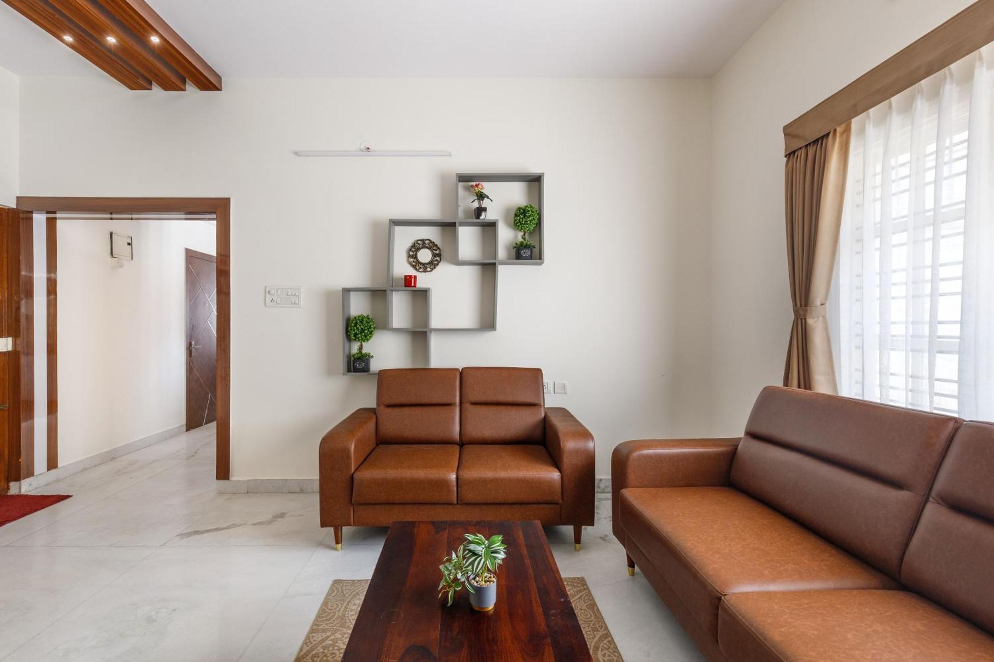 Mistyblue Suites Bangalore Bagian luar foto